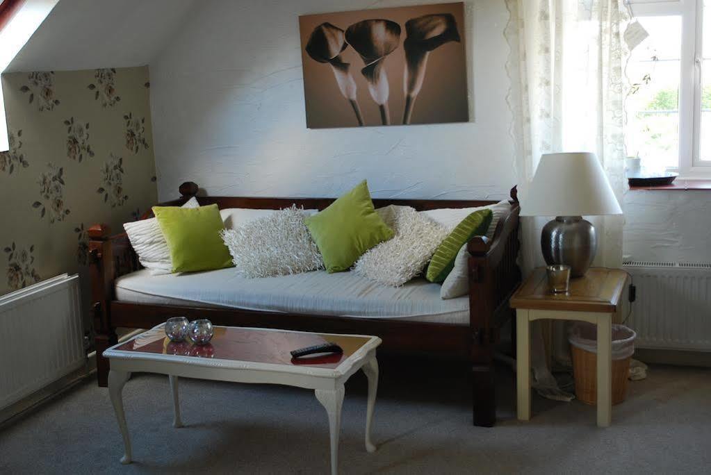 Stoneleigh Barn Bed And Breakfast Sherborne  Buitenkant foto