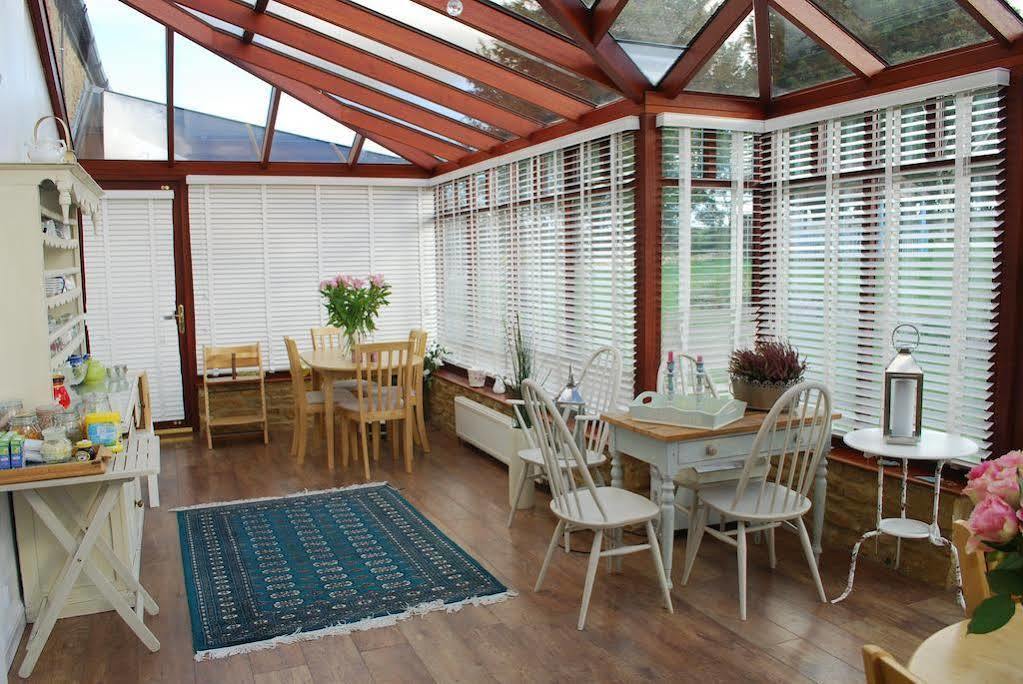 Stoneleigh Barn Bed And Breakfast Sherborne  Buitenkant foto