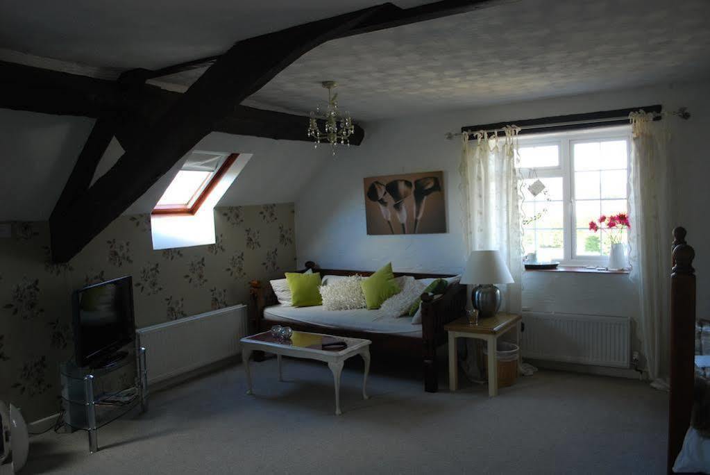 Stoneleigh Barn Bed And Breakfast Sherborne  Buitenkant foto