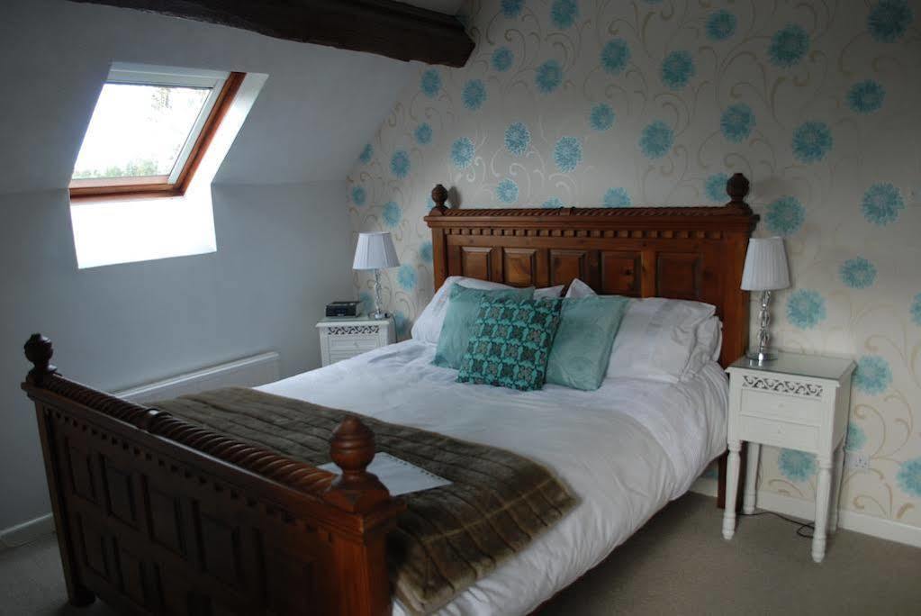Stoneleigh Barn Bed And Breakfast Sherborne  Buitenkant foto